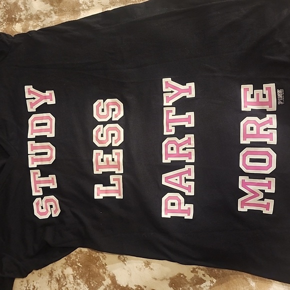 Oversized Sleep Tee.  Size: M - Picture 5 of 5